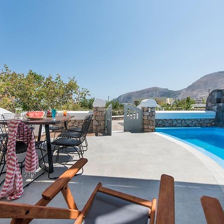 Secret Earth Villas - Santorini Kamári Exteriör bild
