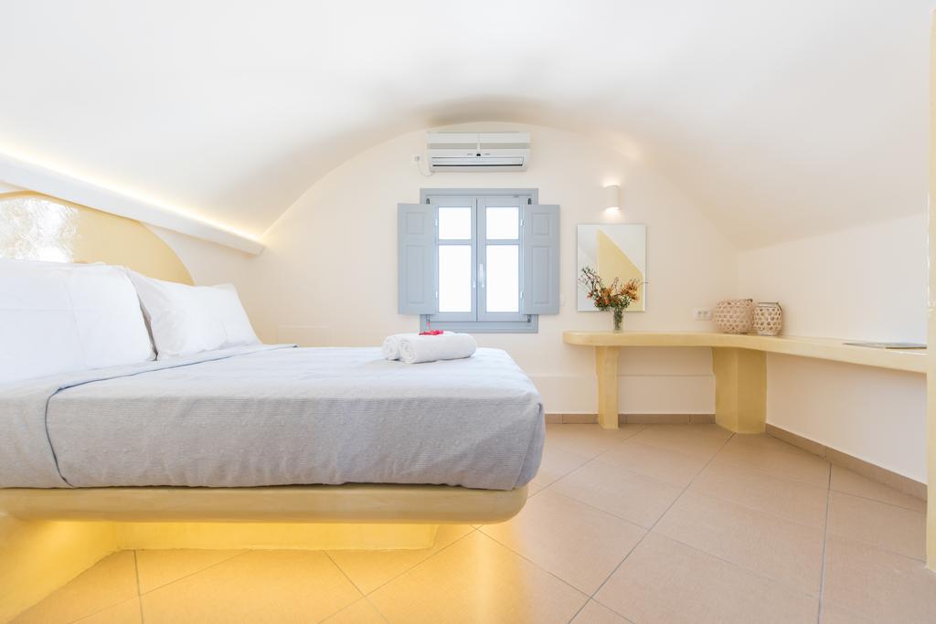 Secret Earth Villas - Santorini Kamári Exteriör bild